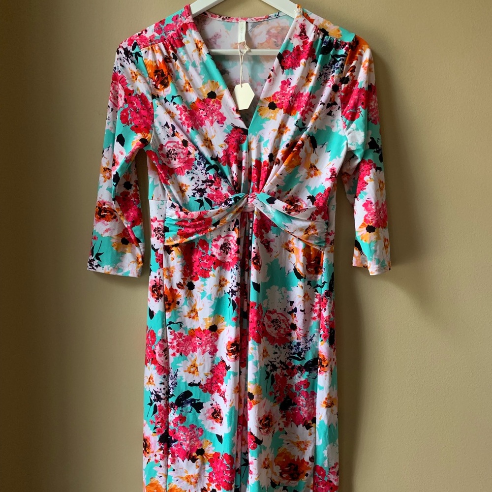 Pink Blush Aqua Pink Floral Twist Maternity Dress
